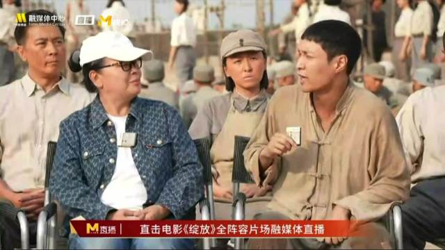 侯勇建议张艺兴调整帽子添毛巾，张艺兴致谢前辈启发