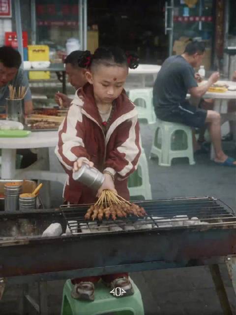 想到这个idea的人真是天才 所以神仙下凡也得当牛马打工是嘛