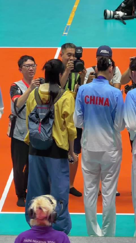 这波真的足排一家亲了