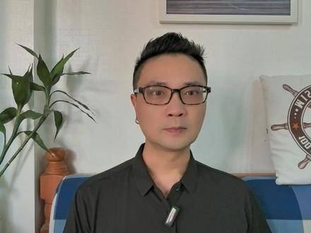 广东男篮对阵浙江，杜锋双人包夹余嘉豪