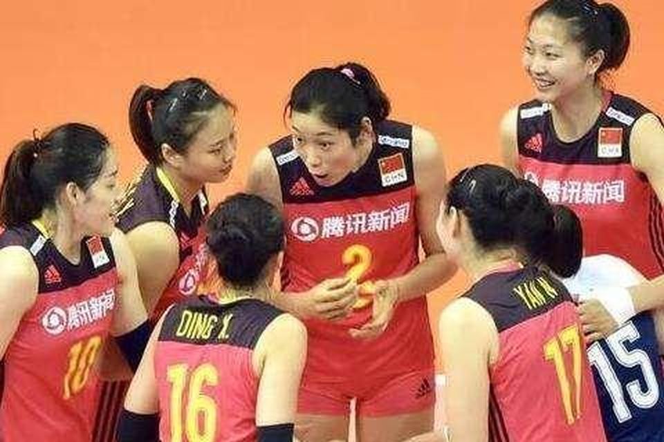 韩国时隔八年重返亚运四强！中国女排零封越南却直面亚锦赛苦主，赵勇将迎战平皮查亚