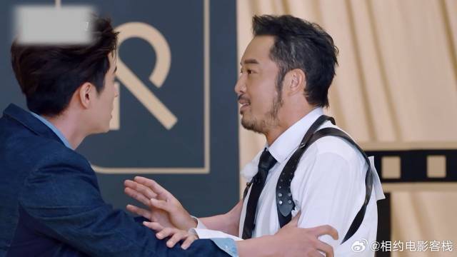 画面太美不敢看！丞磊对沙溢上演强制爱，众人笑不活了
