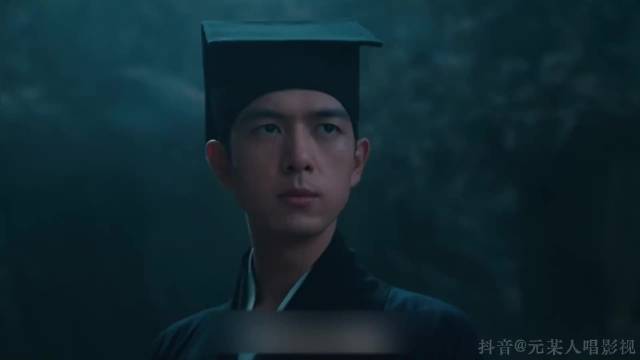 嗯嗯，李现在爱奇艺还有一部民国反诈悬疑，可有意思了，明天开播，来看看
