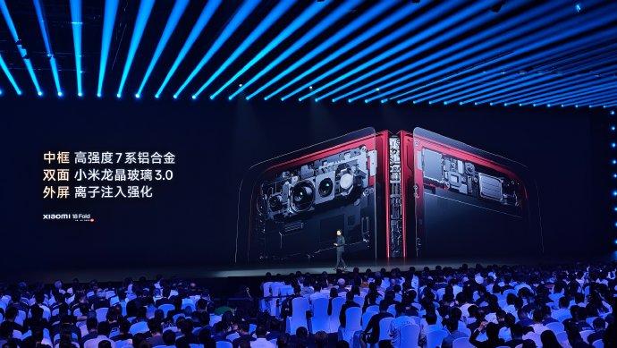 折叠屏手机哪个品牌好?2026年寿命/折痕/电池三大维度实测+FAQ 折叠屏手机哪个品牌好?2026年寿命/折痕/电池三大维度实测+FAQ