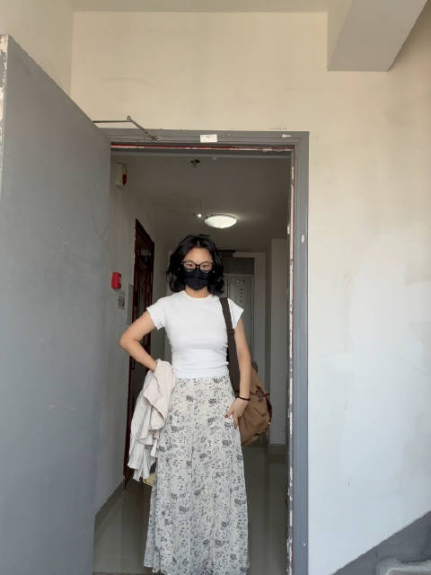 穿搭展示，乱卡点的状态