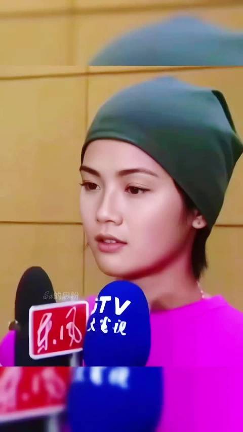 说话慢慢的SaSa从小到大就是爱吃的美食家