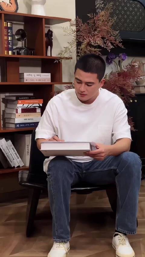 只要上了这艘船就退不下去了