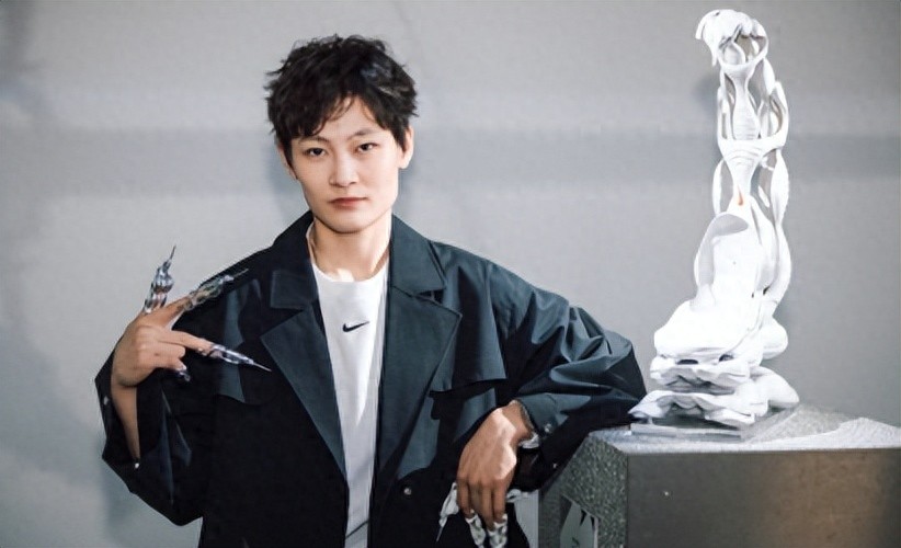 杨力维也没想到，被她当众炮轰的宫鲁鸣，如今带队在日本闪闪发光