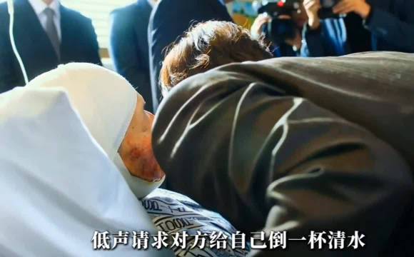 为民发声的大学教授踏入政坛，从英雄到小丑一念之差