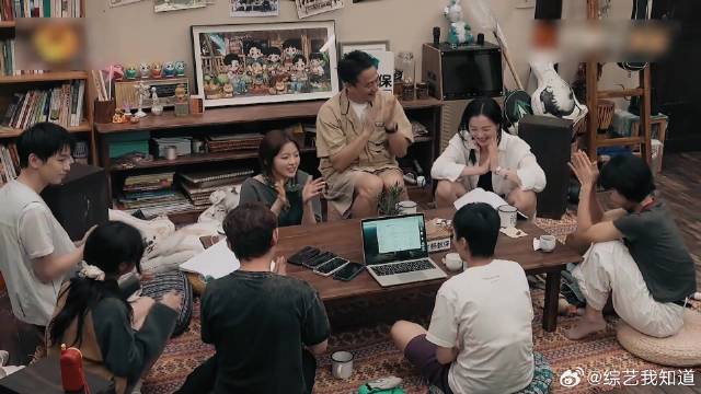 张子枫片场失控大哭，背后真相让人心疼
