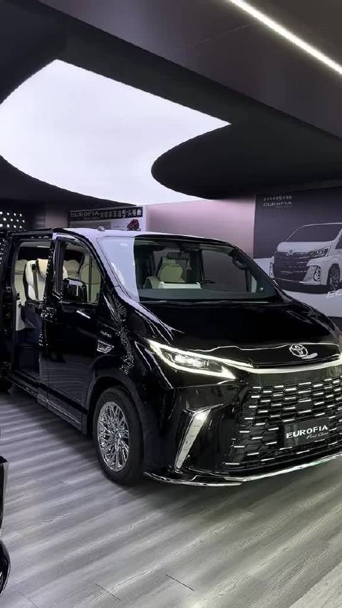 2027款丰田欧尔法L600 3.5L V6动力，豪华商务配置全面升级