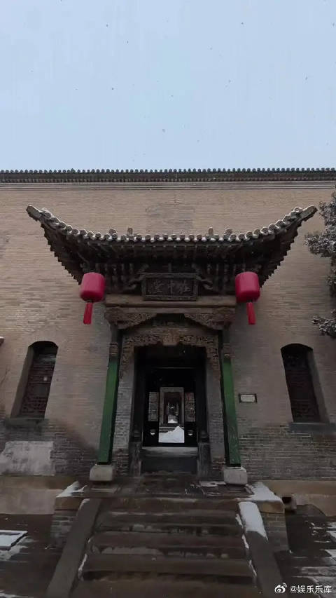 乔家大院在中堂得名于儒家中庸之道