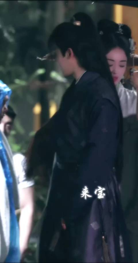 侯明昊：“忘词儿了导演”皮一下很开心