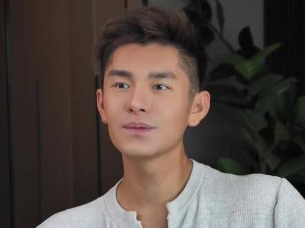 她凭什么稳坐顶流宝座？亲身搭档才懂其中玄机