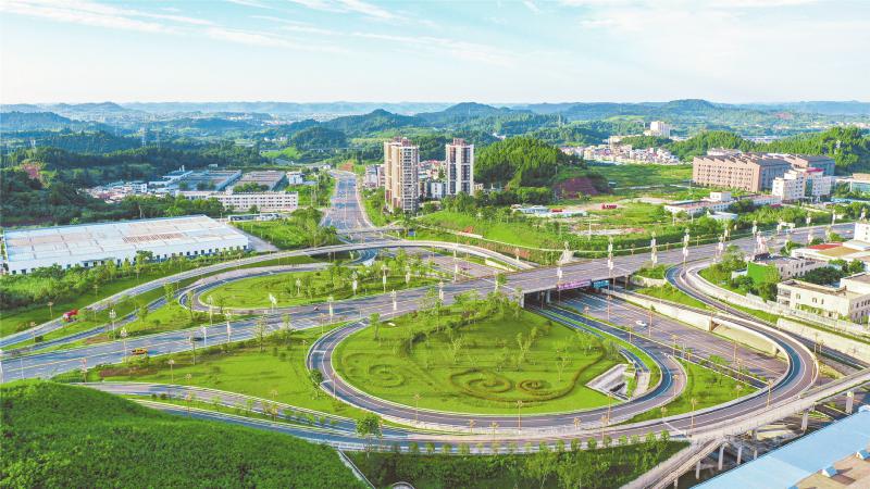 遂宁经开区：谋深做实“建强产业链”“建好开发区”两篇大文章