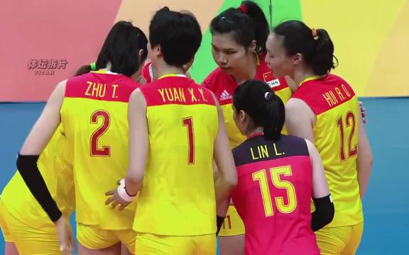 朱婷21岁三人拦网扣杀，女排3比1逆转夺冠