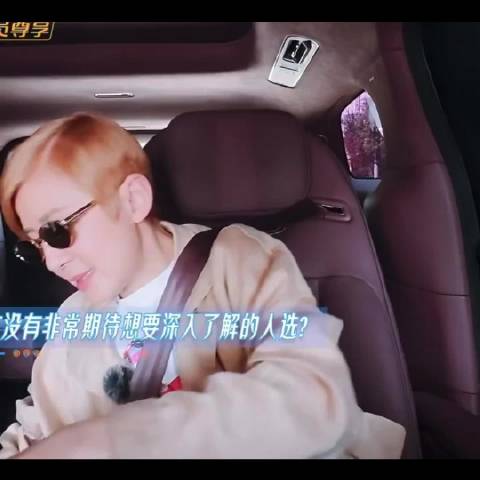 大姐完全就是个大E人，给大哥小弟都整不会了，有啥都直接说