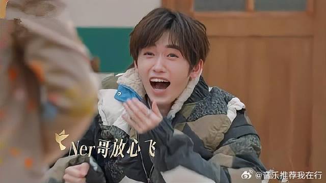 孙楠韩红吵架，宋亚轩无辜躺枪，只有小宋受伤的世界诞生了