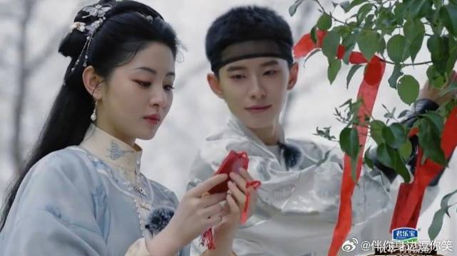 不愧是于正力捧的女主，赵晴古装端庄大气，真的太漂亮了！