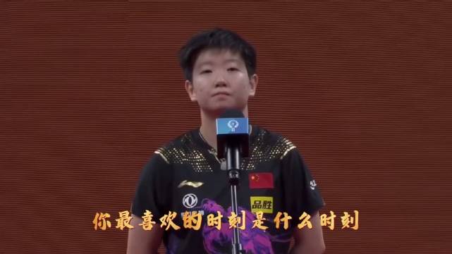 两届世乒赛淬炼，孙颖莎于绝境挺身破局， 扛住重压携手队友守住国球荣光