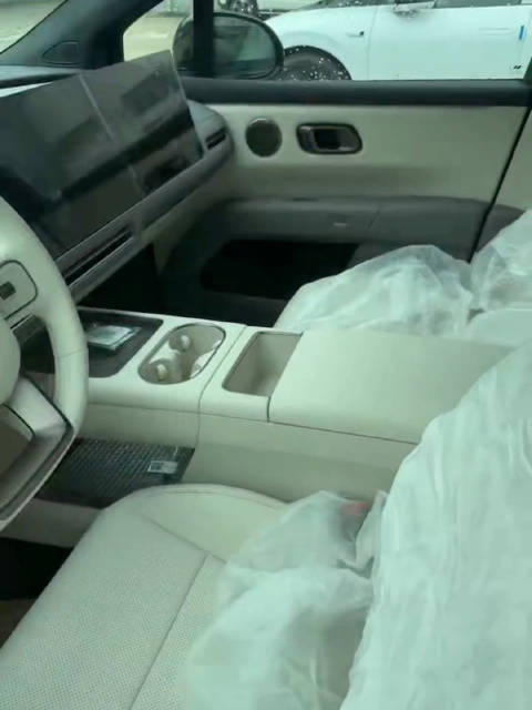 理想i6这水管爆了，就真的堵不上了……