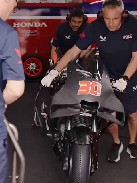 中上贵晶测试本田850cc赛车，称赛车非常轻