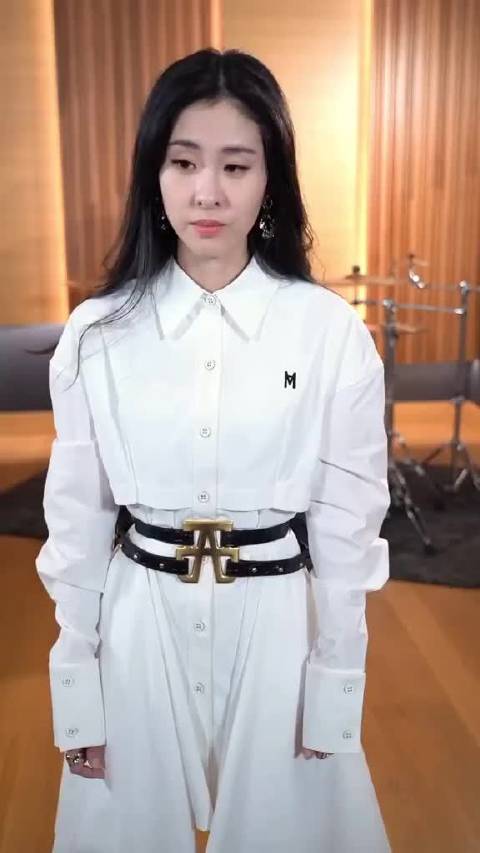 张碧晨仙女下凡 中秋快乐，愿月圆人安，岁岁无忧！