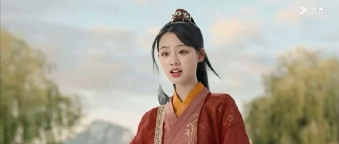 27岁女演员王朱悦紧急道歉：我授权了AI换脸，毁了大家心中的角色，希望轻一点喷