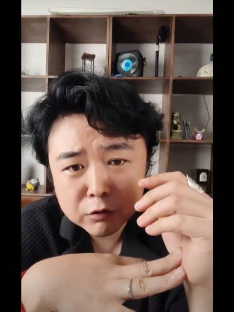 王导盘点这两年走下坡路的演员与发展比较好的演员！