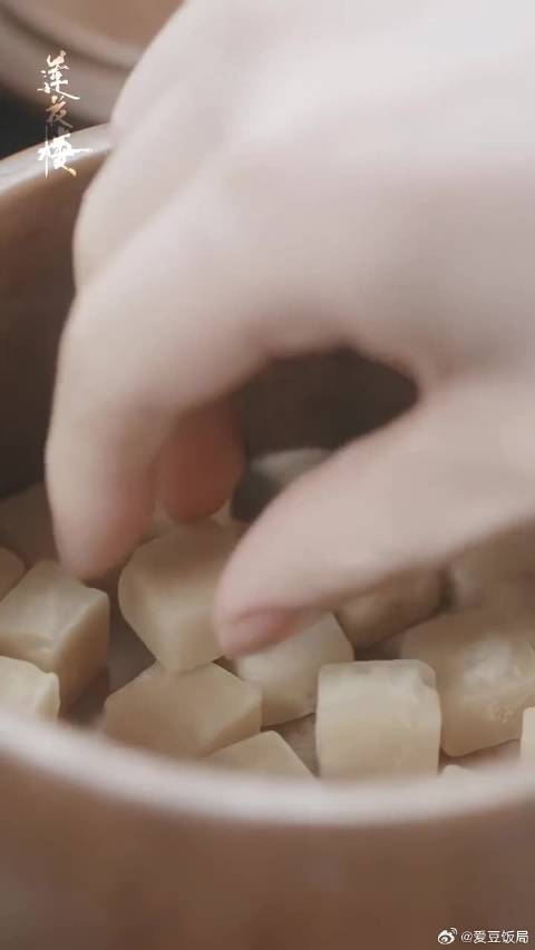 送你一颗糖豆，最甜的那一种！
