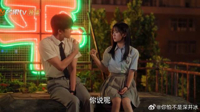 周挽说不过就爱动手，哪料青梅竹马反应太宠溺