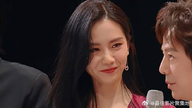 刘诗诗现场撒娇，何炅都受不住，迪哥反应亮了！