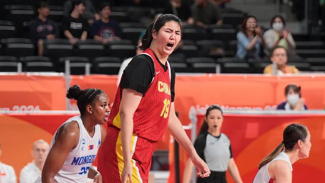 2米26巨人知短板！张子宇清醒表态：会加练灵敏性训练提升自己