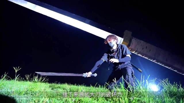 腾势N8L：说出来你们可能不信，我真被40m的大刀砍过