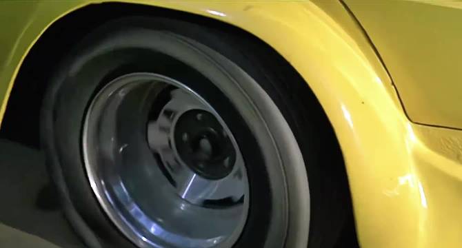 “哈哈，爆胎了” 成龙快餐车 经典港片