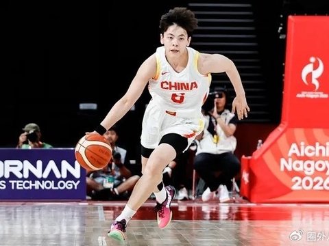 宫鲁鸣：不能用一场论说打落后篮球 张子宇转换中存在短板