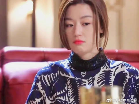 这是把疯批演到极致了吧