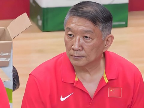 女篮球员对宫鲁鸣提出质疑！