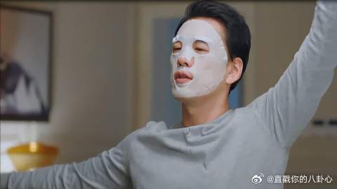 情敌出击！“老男友”也不示弱！颜值上不能认输
