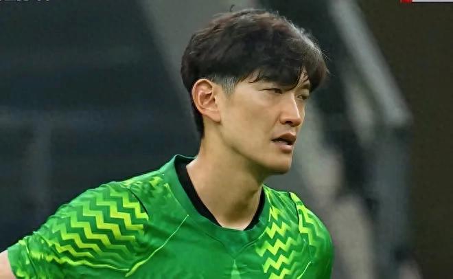0-3！很被动！王子铭熄火，谢文能错失良机！国足惨败于新西兰！
