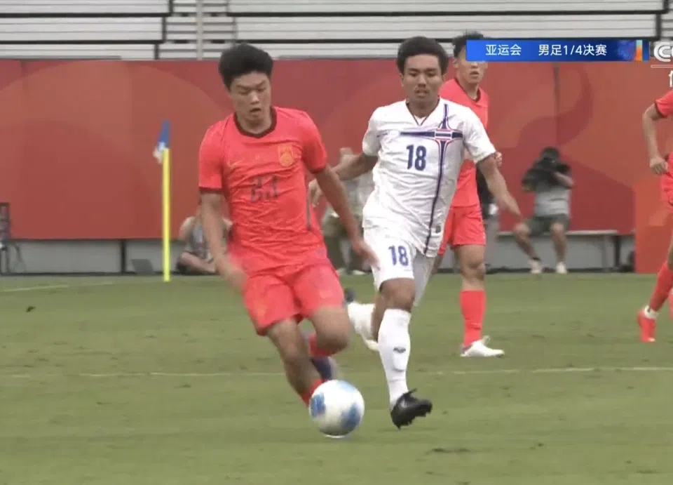中国国足3-0击败泰国，张玉宁破门，亚运进4强！