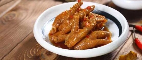 鸭脖卖得比牛肉贵,年轻人终于不买账了? 鸭脖卖得比牛肉贵,年轻人终于不买账了?
