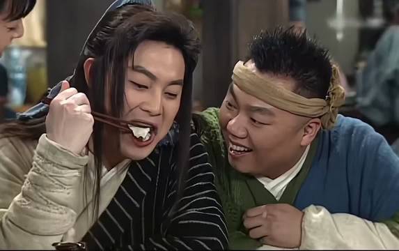 武林外传这段太搞笑了！人在干坏事的时候都如出一辙哈哈哈！