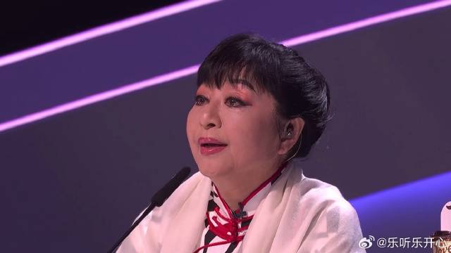 殷秀梅不愧是歌坛界泰斗！一阵见血指出选手问题，太牛
