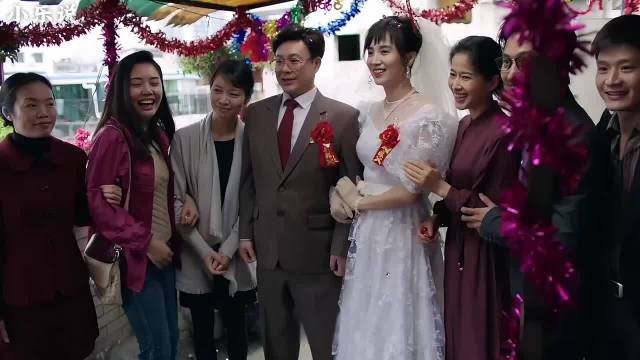 看似稳定的三方关系，实则脆弱得不堪一击