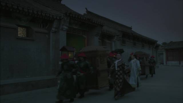 甄嬛安陵容清晨入宫，顺贞门遇沈眉庄