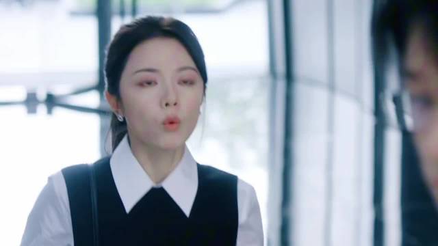 职场小白遇上“精狐狸” 赵今麦｜魏大勋｜电视剧推荐｜无可替代