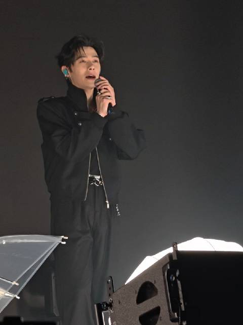 《盛夏光年》直拍