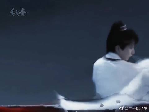 那年醉如狂三十六剑 ，万人空巷为睹君