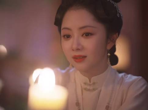 林锦歧为兰香庆生，兰香却想以嘉兰身份过生辰
